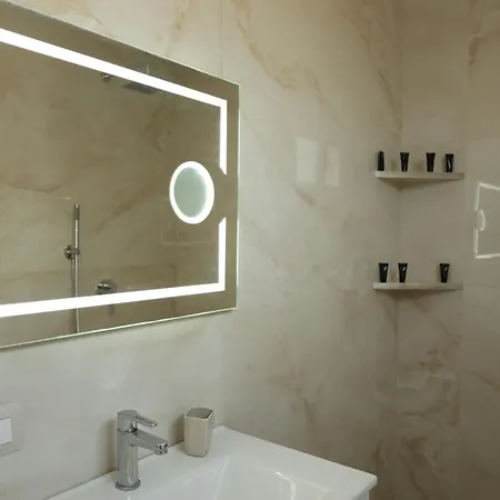 فيلة Posh 1 كافاجي